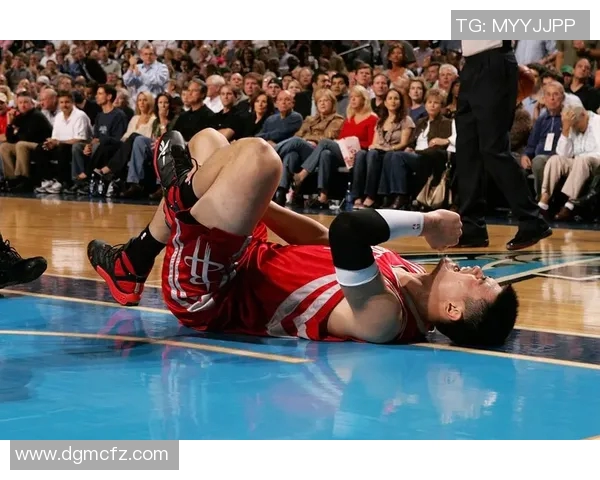 姚明泪洒赛场背后故事揭示篮球巨星的脆弱与坚韧