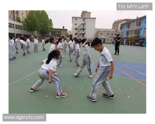 小学体育课室内游戏创意推荐让孩子们在快乐中锻炼身体提升团队合作能力